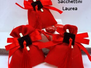 Sacchettino portaconfetti laurea tocco